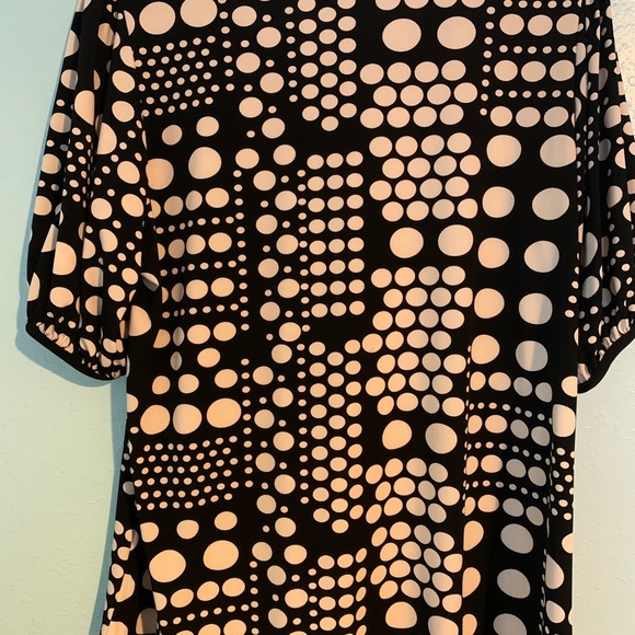 VENEZIA TOP BLOUSE Sz 14/16 Polka Dot Black - Picture 2 of 6